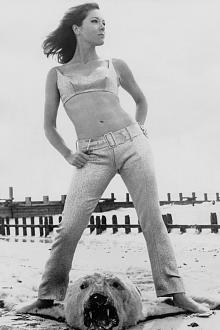 Click image for larger version

Name:	diana-rigg-obit-2.jpg
Views:	344
Size:	53.2 KB
ID:	2836