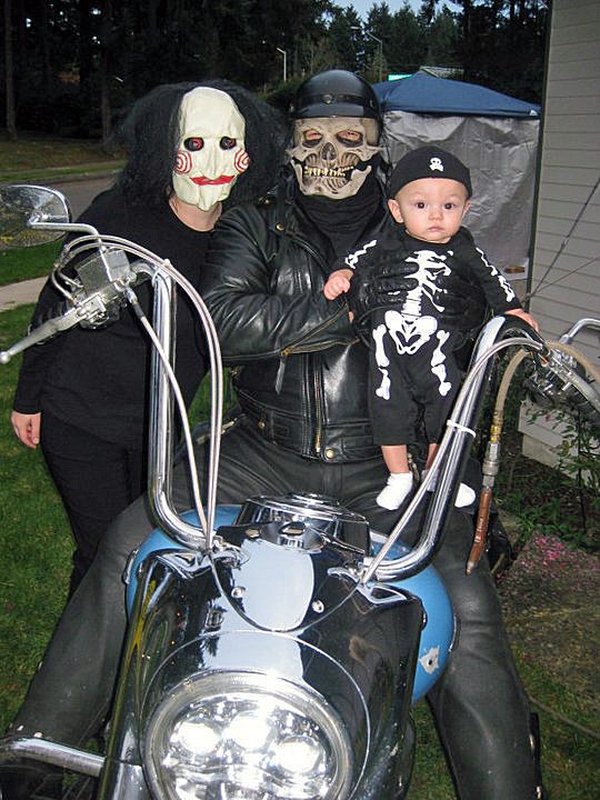 Click image for larger version

Name:	Bruiser Halloween.jpg
Views:	211
Size:	122.8 KB
ID:	5126