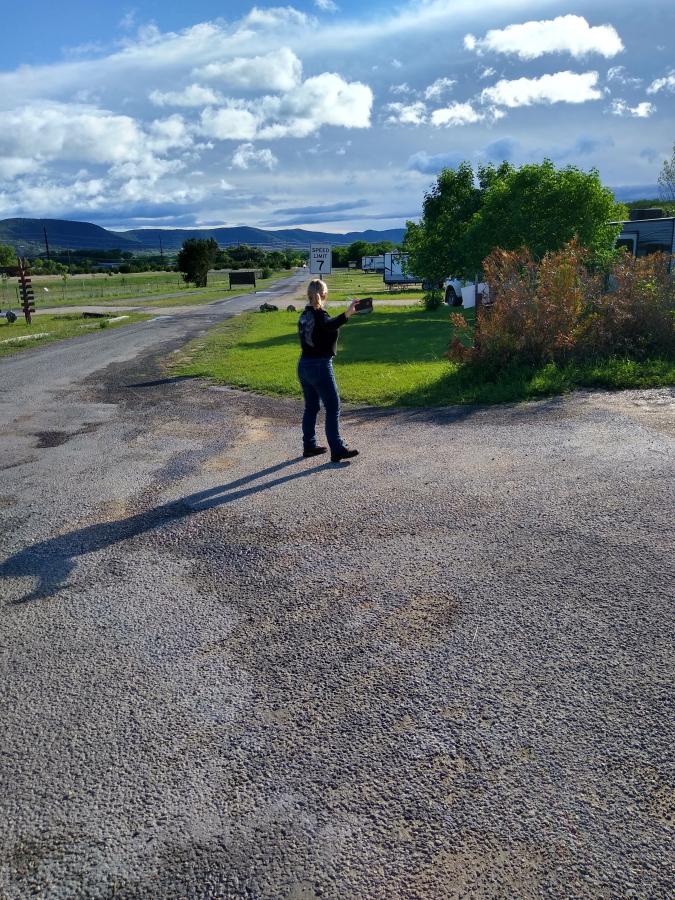 Click image for larger version

Name:	IMG_20210501_182240599_HDR.jpg
Views:	183
Size:	172.6 KB
ID:	13048