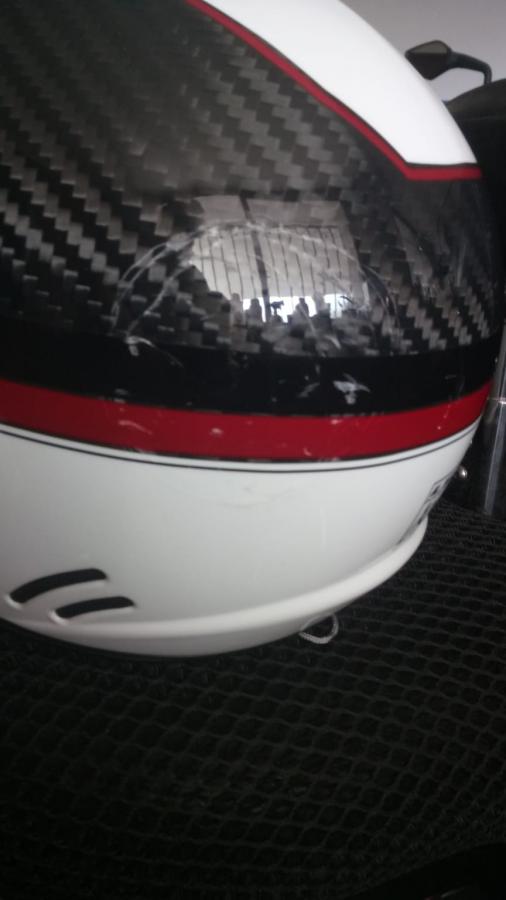 Click image for larger version

Name:	lidbuggered.jpeg
Views:	70
Size:	36.3 KB
ID:	17174