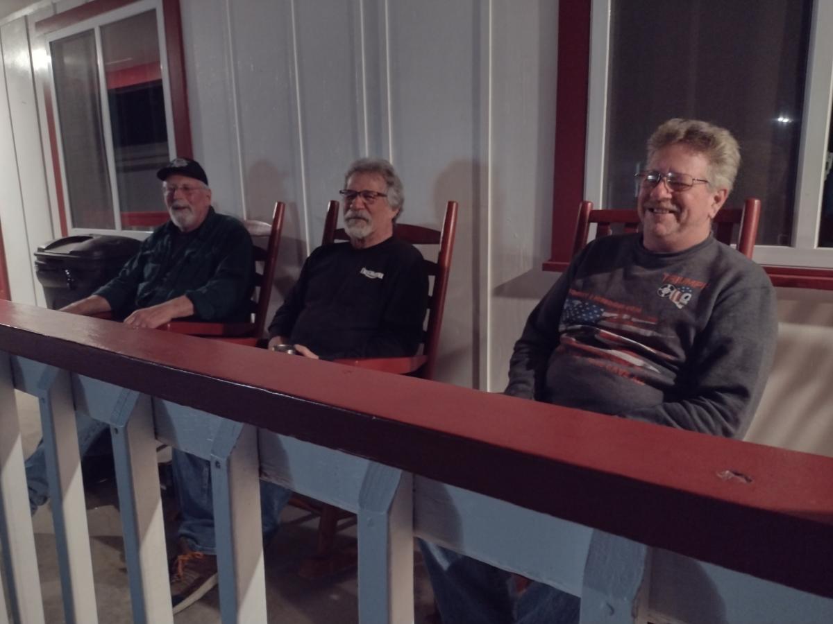 Click image for larger version

Name:	IMG_20220508_214307993_HDR.jpg
Views:	126
Size:	79.3 KB
ID:	22379