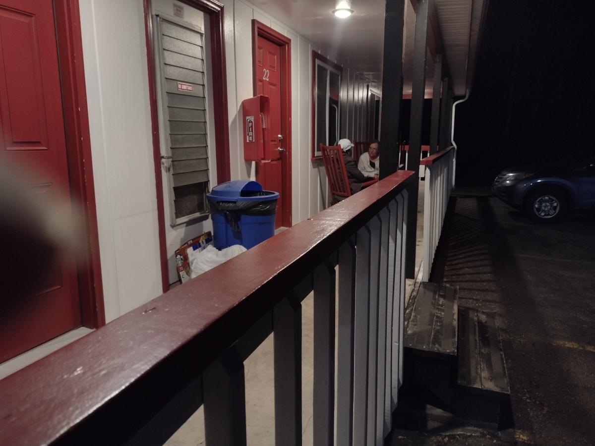 Click image for larger version

Name:	IMG_20220508_214301799_HDR.jpg
Views:	127
Size:	93.0 KB
ID:	22381