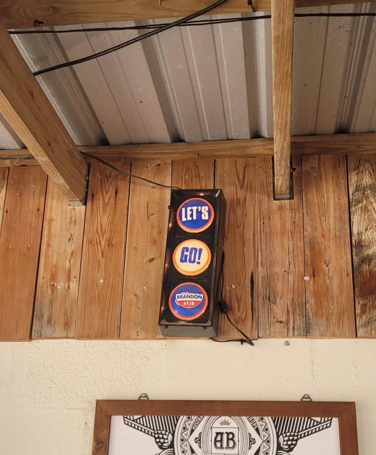 Click image for larger version

Name:	20220527_125323.jpg
Views:	90
Size:	98.8 KB
ID:	23367