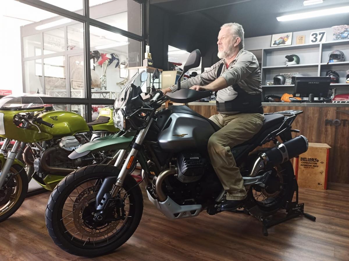 Click image for larger version

Name:	v85TT?.jpeg
Views:	194
Size:	148.6 KB
ID:	23692