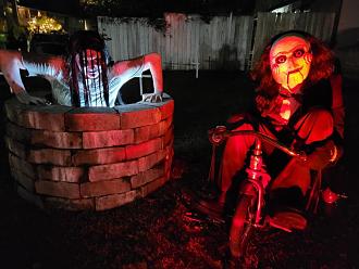 Click image for larger version

Name:	Halloween_2.jpg
Views:	219
Size:	120.0 KB
ID:	25725