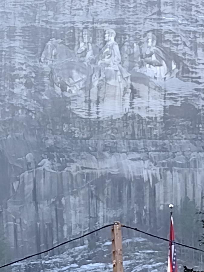 Click image for larger version

Name:	IMG_20221228_104622931.jpg
Views:	60
Size:	79.3 KB
ID:	26712